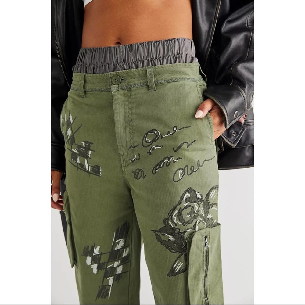 NEW Free People Every Rose Zipped Pants